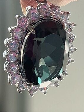 Huge Genuine Brazilian Color-Change Alexandrite Doublet Quartz pendant, S925
